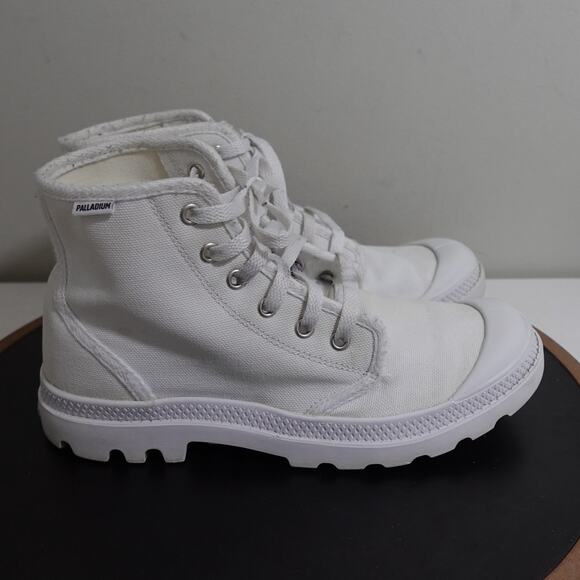 Palladium Pampa Hi Boots Women 9 / Men 7.5 White Canvas Lace-Up Rugged Sole - Picture 1 of 11